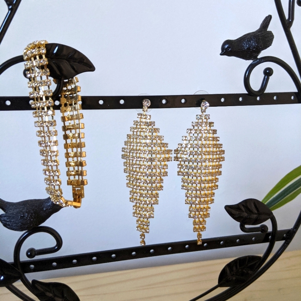 ✨ Stone Earrings and Bracelet Set - Gold and White Stones